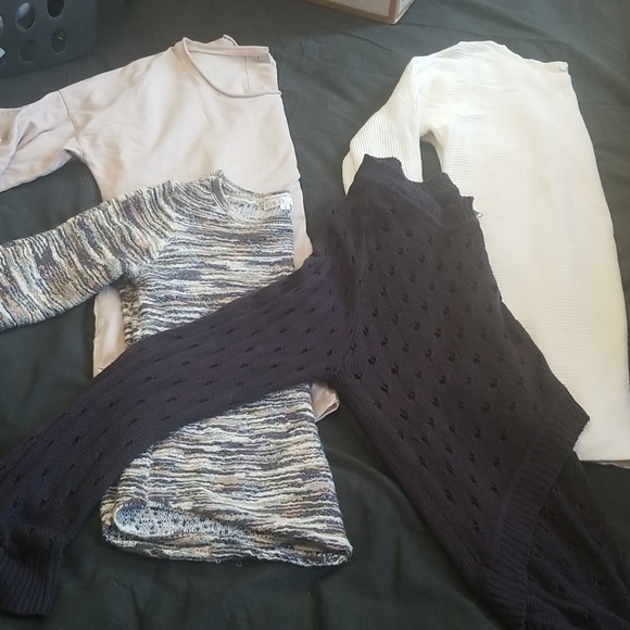 Womans tops bundle - Picture 5 of 6